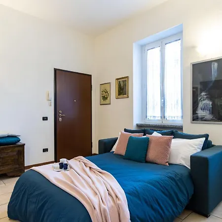 Apartament Sweet - Beautiful Apartment, Free Wi-fi Arona